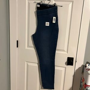Old Navy Super Skinny Jeggings - Size 18